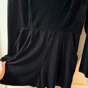 Candie's Black Glittery V-Neck Romper (Large)